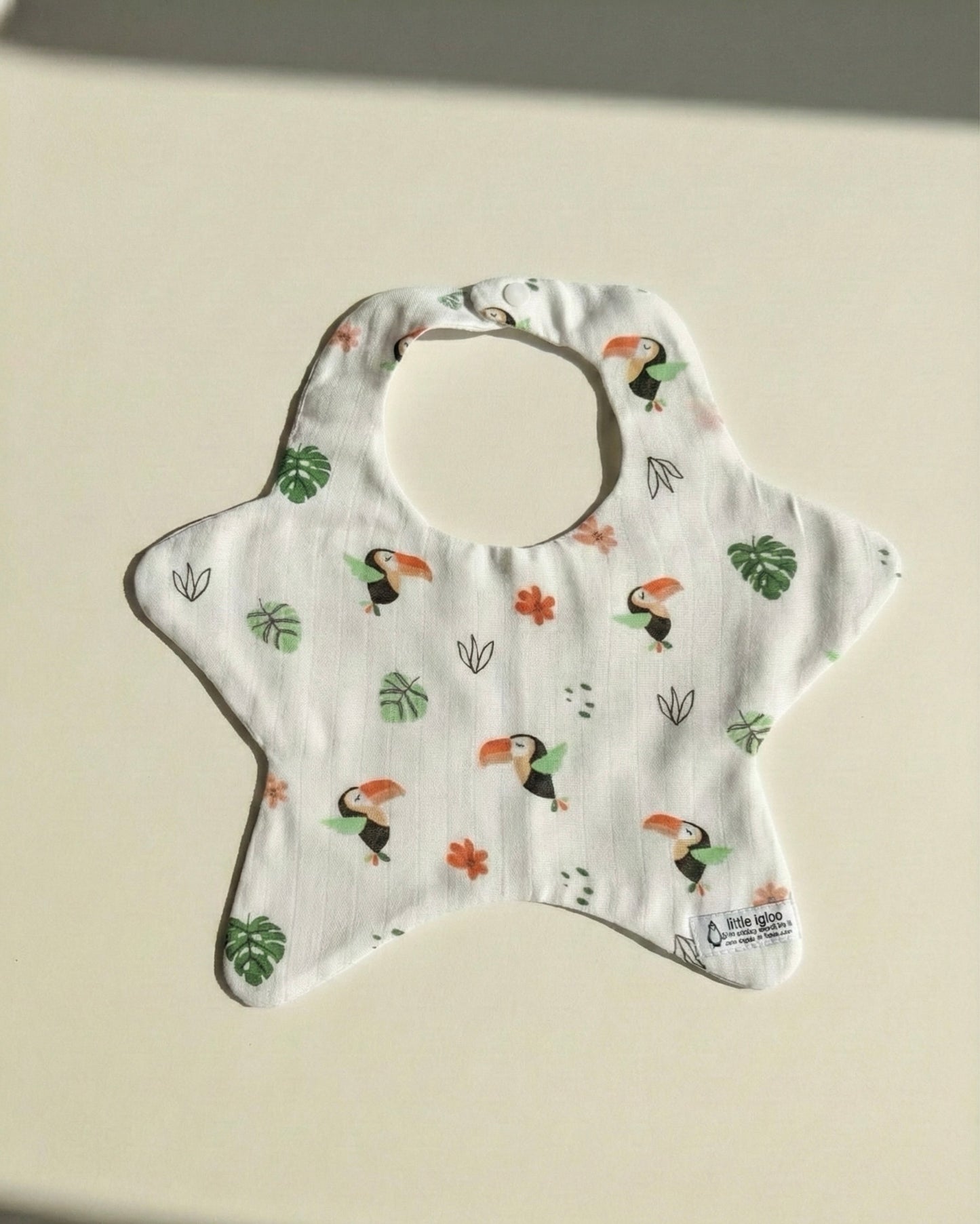 Little igloo 100% Premium organic cotton Muslin Baby bibs | pack of 4