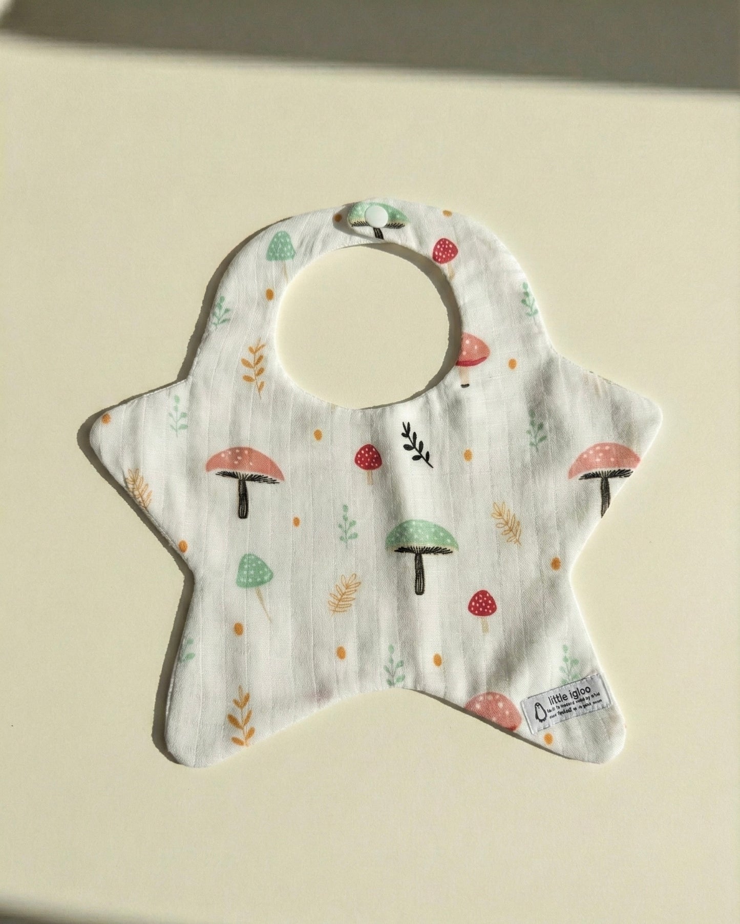 Little igloo 100% Premium organic cotton Muslin Baby bibs | pack of 4